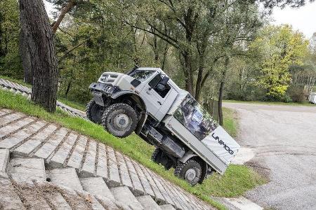 Unimog hochgeländegängig Euro VI im Geländeeinsatz (Testgelände Ötigheim)