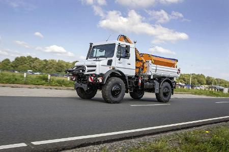 Mercedes-Benz Unimog U 5023, Exterieur, weiß, OM 934 Euro VI mit 170 kW (231 PS), 5,1 L Hubraum, Getriebe UG 100/8, zuschalt...