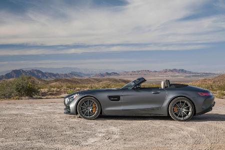 Mercedes-AMG-GT-Roadster