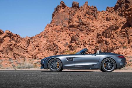 Mercedes-AMG-GT-Roadster