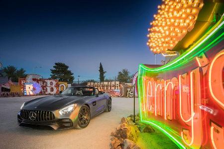 Mercedes-AMG-GT-Roadster