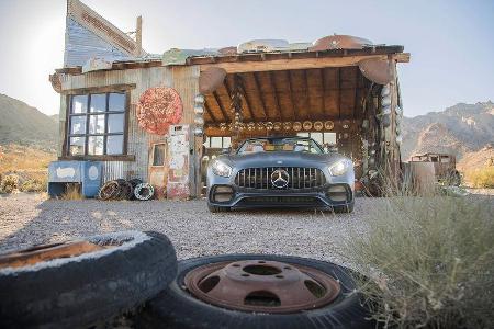 Mercedes-AMG-GT-Roadster