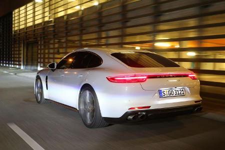 Porsche Panamera 4S, Heckansicht