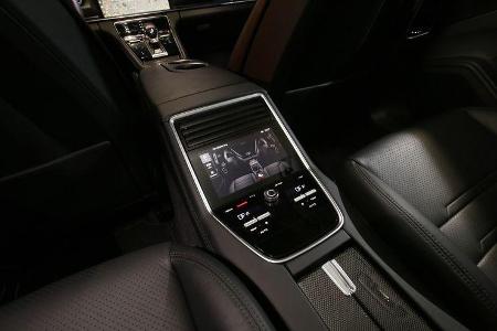 Porsche Panamera 4S, Mittelkonsole