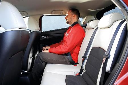 Mazda CX-3 G 150 AWD, Fondsitze
