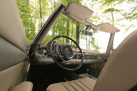 Mechatronik-Mercedes SL, Cockpit