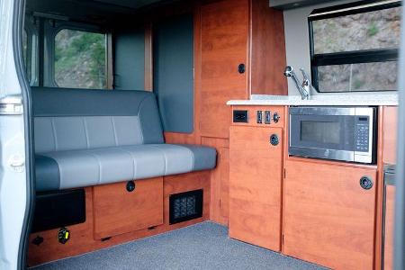 Sportsmobile Mercedes Sprinter 4x4 Wohnmobil