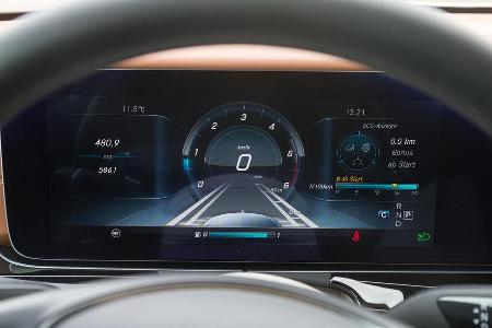 Mercedes E 220 d, Infotainment