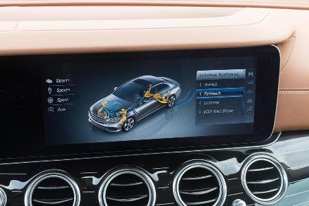 Mercedes E 220 d, Infotainment
