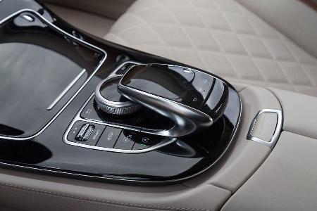 Mercedes E 220 d, Bedienelemente