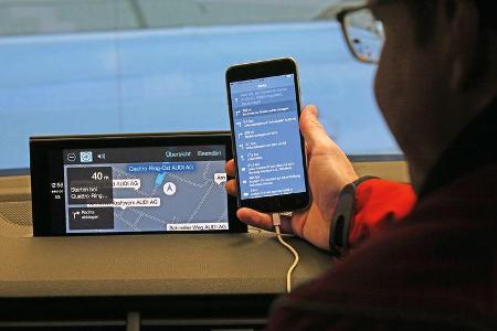 Audi Q7, Handyanbindung, Infotainment