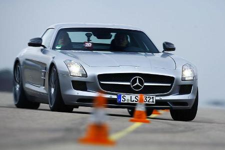 Mercedes SLS AMG