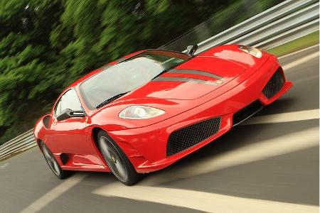 Platz 25: Ferrari 430 Scuderia benötigte in einem Supertest aus dem Jahr 2008 für 0-200-0 km/h 15,9 Sekunden.