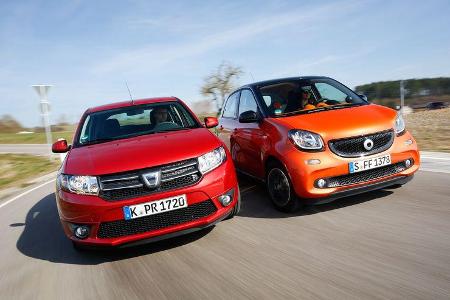 Dacia Sandero TCe 90, Smart Forfour 0.9, Frontansicht