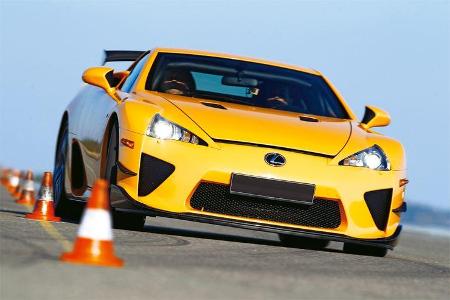 Lexus LFA mit Nürburgring Package, Front, Slalom