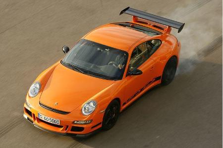 Platz 16 der schnellsten Supertest-Kandidaten: Der Porsche 911 GT3 RS (997) hat im Supertest 3/2007 den Ausweichtest mit 158...
