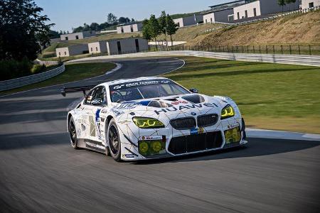 BMW M4 GTS vs BMW M6 GT3