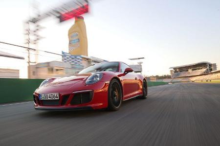 Porsche 911 Carrera GTS, Frontansicht