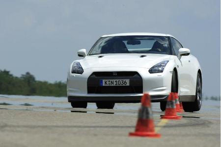 Nissan GT-R