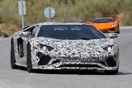 Lamborghini Aventador Erlkönig