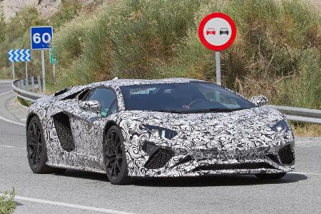 Lamborghini Aventador Erlkönig