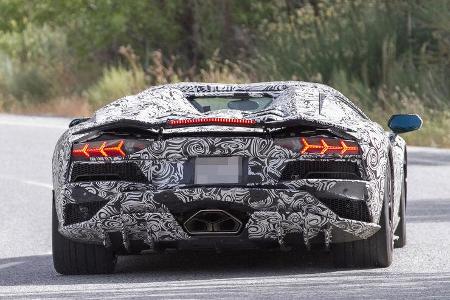 Lamborghini Aventador Erlkönig
