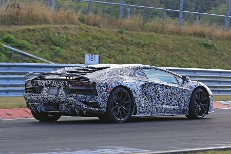 Lamborghini Aventador Erlkönig