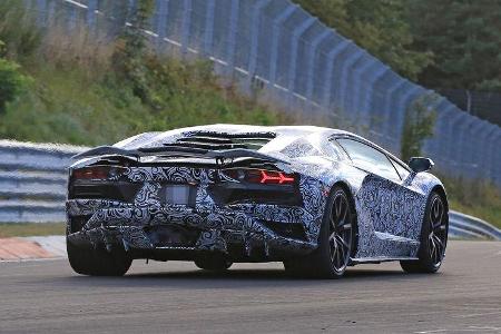 Lamborghini Aventador Erlkönig