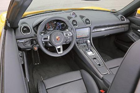 Porsche 718 Boxster, Cockpit