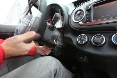 Toyota Yaris 1.4D-4D, Smartphone, Anschluss