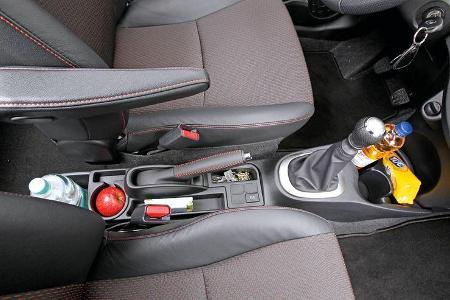 Toyota Yaris 1.4D-4D, Mittelkonsole