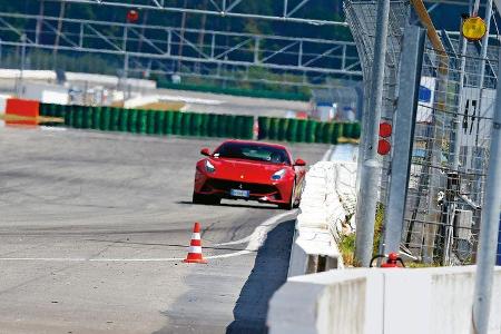 Ferrari F12 Berlinetta, Frontansicht