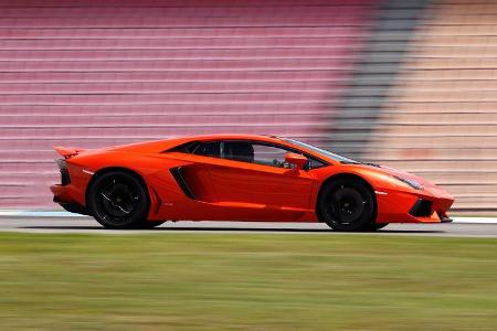 Lamborghini Aventador LP 700-4, Seitenansicht