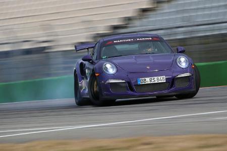 Manthey-Porsche 911 GT3 RS MR, Driften