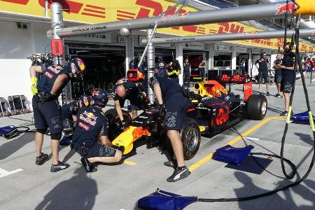 Red Bull - Formel 1 - GP Ungarn - 21. Juli 2016