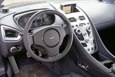Aston Martin Vanquish, Cockpit, Lenkrad