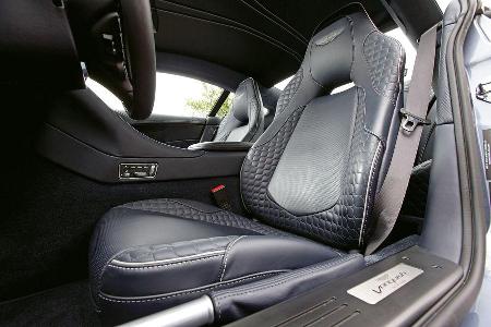 Aston Martin Vanquish, Fahrersitz
