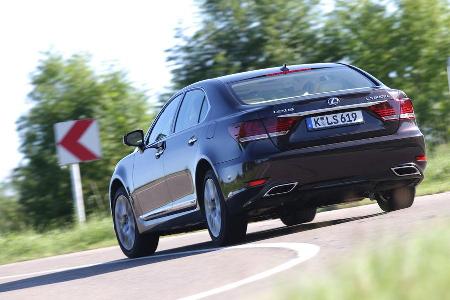 Lexus LS 600h L, Heckansicht