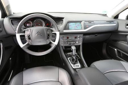 Citron C5 Crosstourer HDi 165, Cockpit