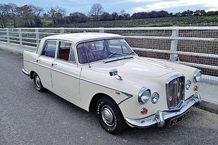 Wolseley 6/110 Mk II