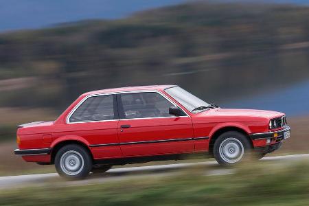 BMW 320i, Seitenansicht
