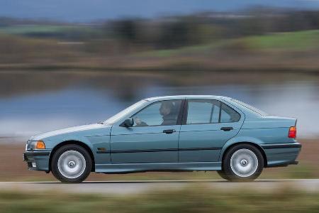 BMW 323i, Seitenansicht