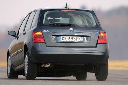 Platz 77: Fiat Stilo. Quote der erheblichen Mängel: 44,3. Durchschnittliche Laufleistung 127.000 km.
