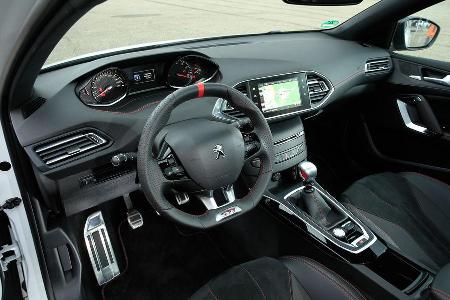 Peugeot 308 GTi, Cockpit