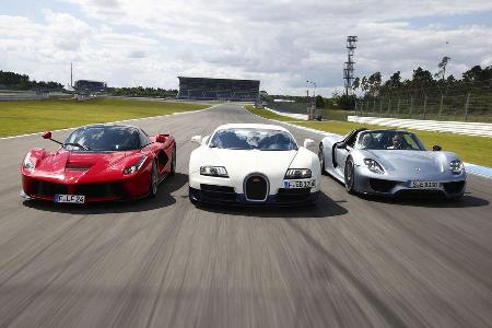 Bugatti Veyron Super Sport, Ferrari LaFerrari, Porsche 918 Spyder