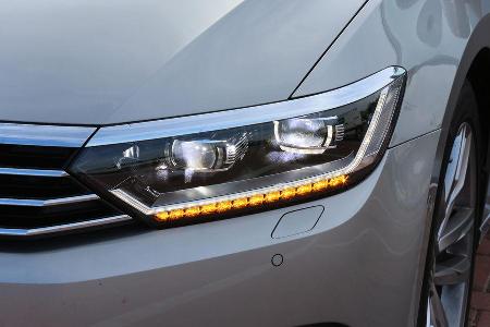 VW Passat Variant 2.0 TDI 4Motion, Frontscheinwerfer