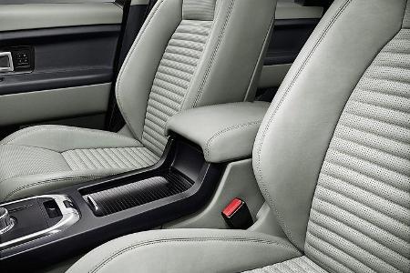 and Rover Discovery Sport