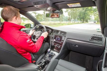VW Golf GTE, Fahrersicht, Cockpit