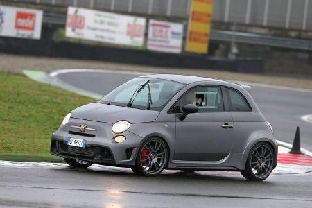 Abarth 695 Biposto - Fahrbericht
