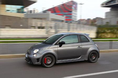 Abarth 695 Biposto - Fahrbericht